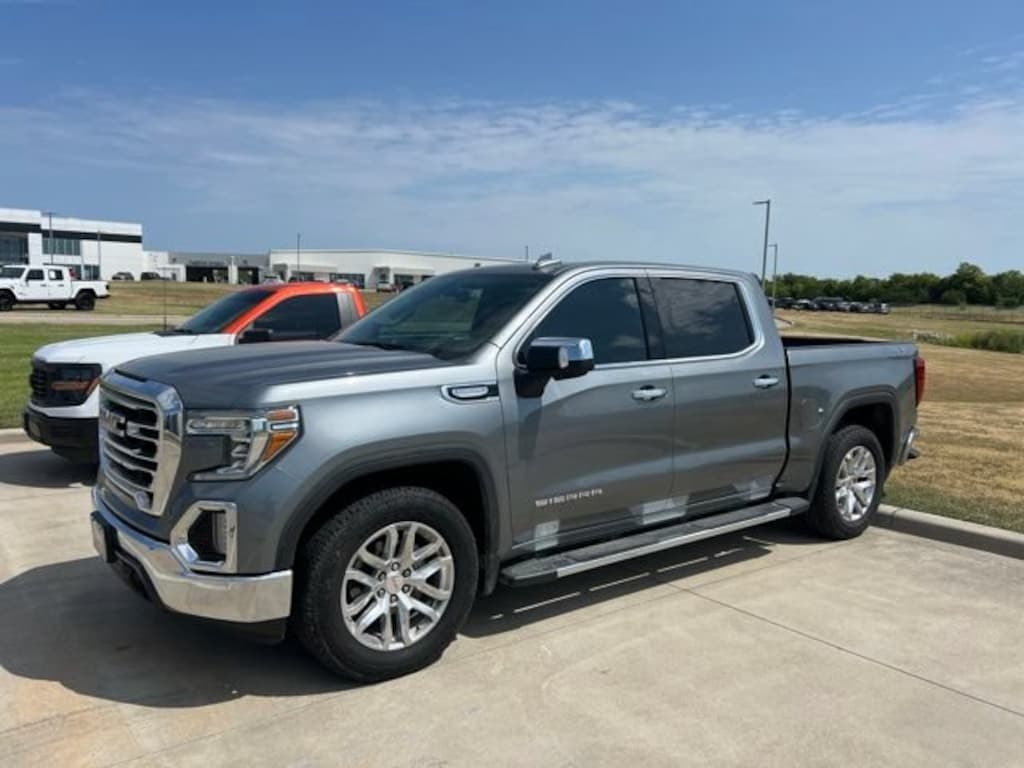 Used 2021 GMC Sierra 1500 SLT Truck Crew Cab