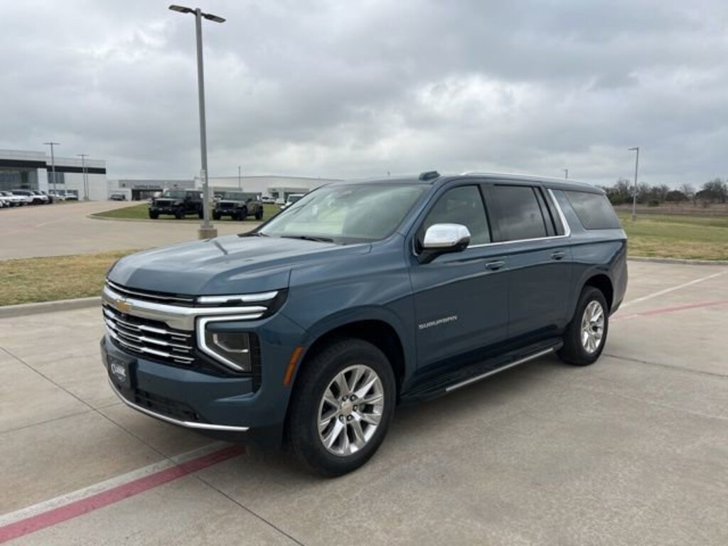 Used 2025 Chevrolet Suburban Premier SUV
