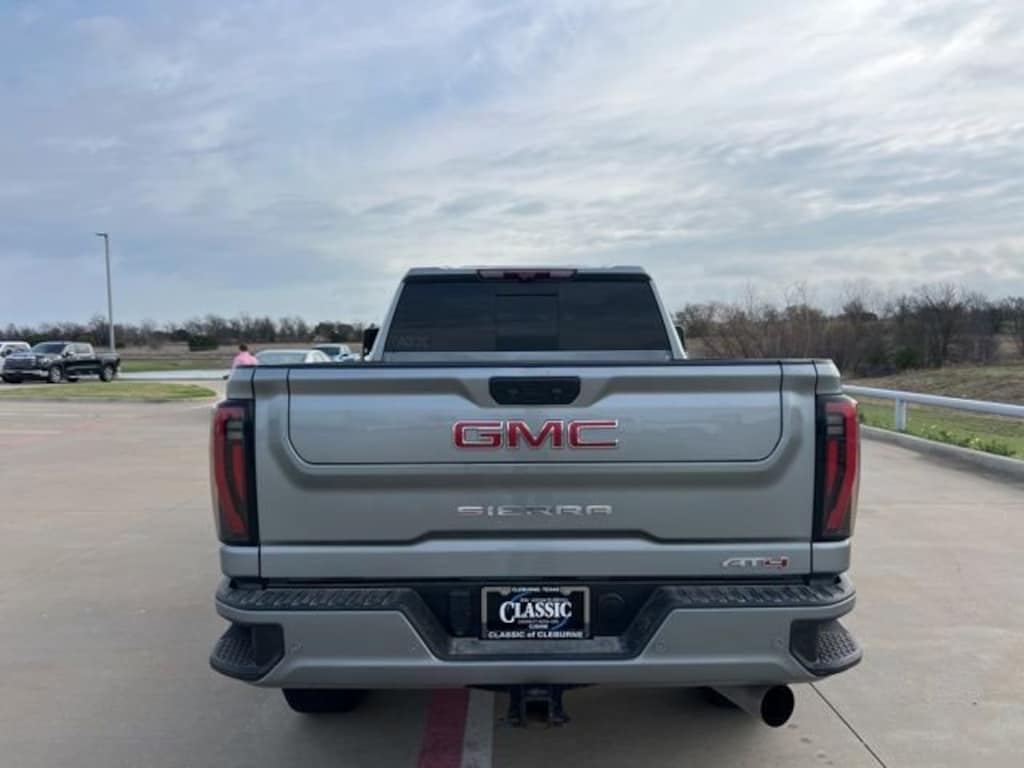 Used 2024 GMC Sierra 2500 HD AT4 Truck