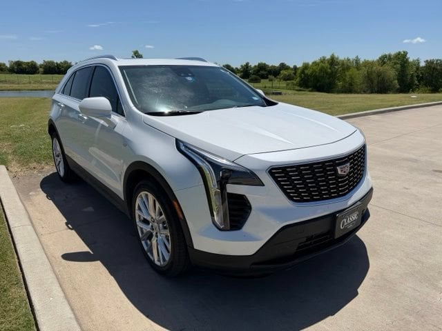 2023 Cadillac XT4 Luxury's photo