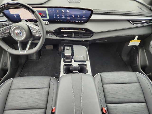 2025 Buick Enclave Sport Touring photo 2