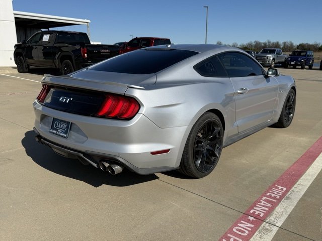 2019 Ford Mustang GT Premium photo 3