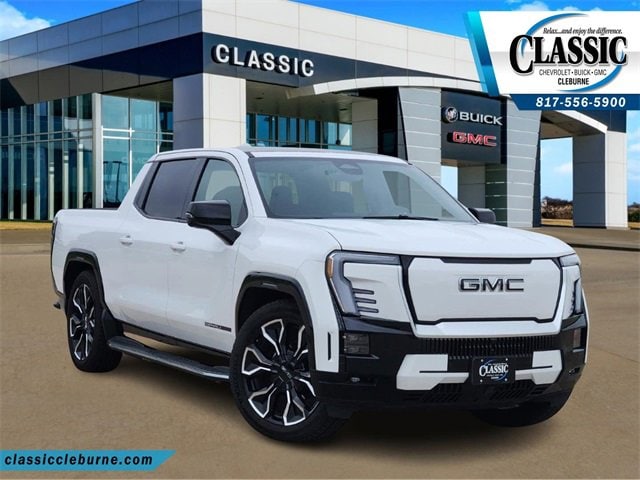 2025 GMC Sierra EV Denali's photo