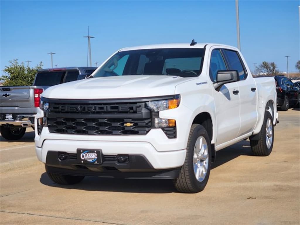 New 2026 Chevrolet Silverado 1500 Custom Truck
