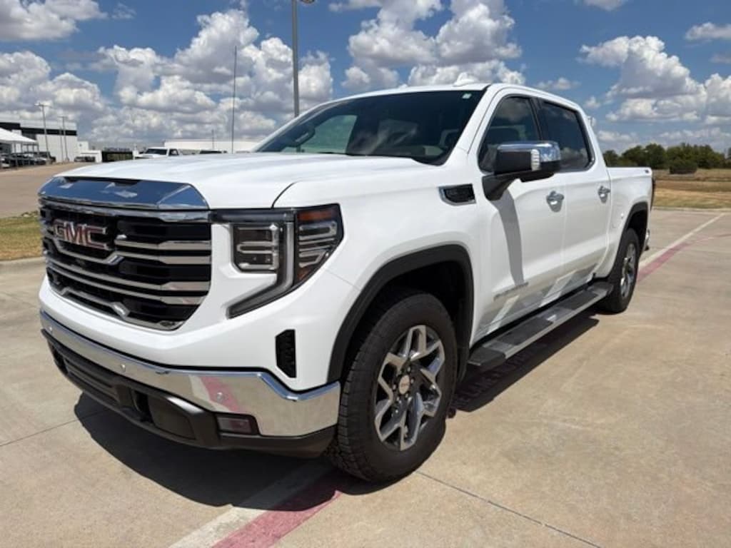 Used 2026 GMC Sierra 1500 SLT Truck Crew Cab