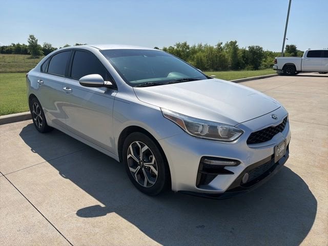 2019 Kia Forte LXS AT's photo