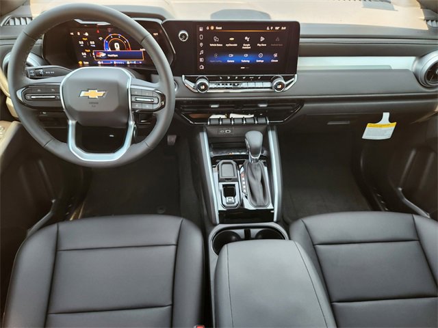 2026 Chevrolet Colorado LT photo 2