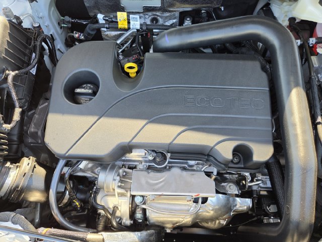 2027 Chevrolet Equinox LT - Photo 21