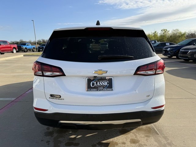 2024 Chevrolet Equinox LT photo 3