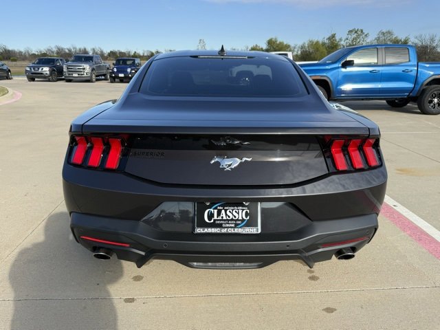 2024 Ford Mustang EcoBoost Premium photo 4