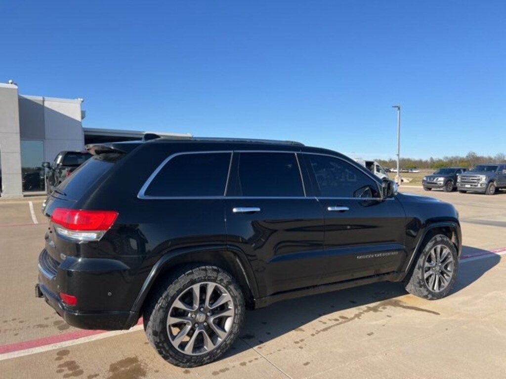 Used 2018 Jeep Grand Cherokee Overland