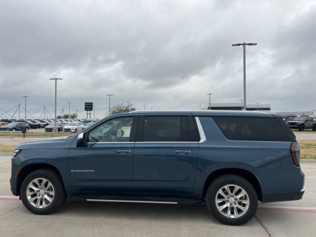 Used 2025 Chevrolet Suburban Premier SUV