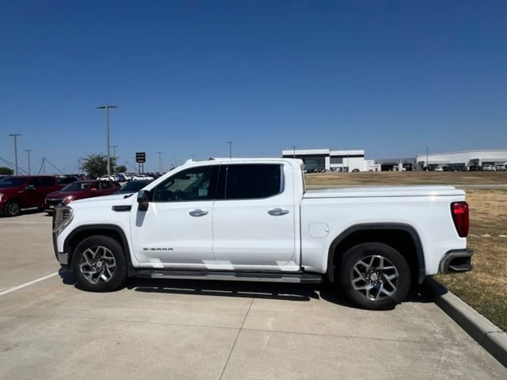 Used 2022 GMC Sierra 1500 SLT Truck Crew Cab