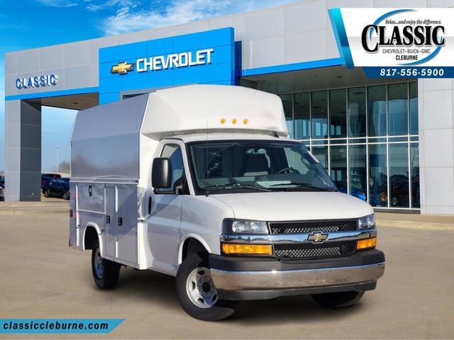 New 2025 Chevrolet Express Cutaway 3500 1WT