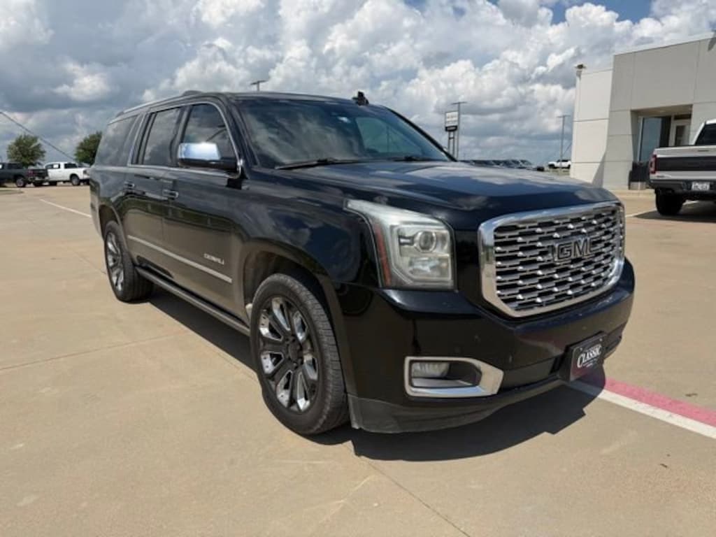 Used 2018 GMC Yukon XL Denali SUV