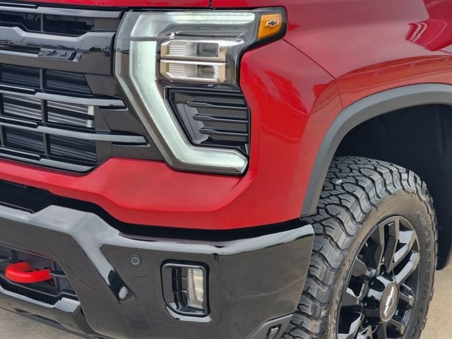 2026 Chevrolet Silverado 2500 HD LTZ - Photo 8
