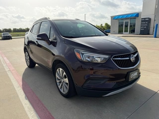 2018 Buick Encore Preferred's photo