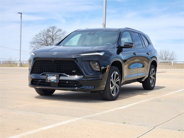 2025 Buick Enclave Sport Touring photo 3