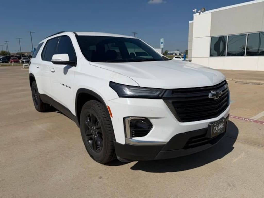 Used 2023 Chevrolet Traverse LT Cloth SUV