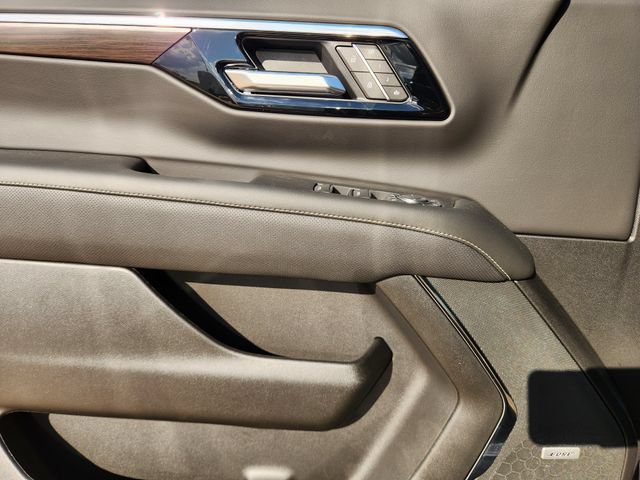 2026 Chevrolet Tahoe Premier - Photo 17