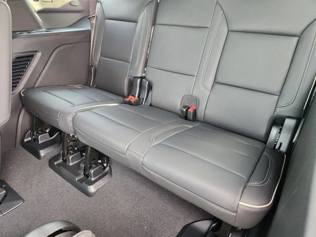 2026 Chevrolet Tahoe Premier - Photo 21