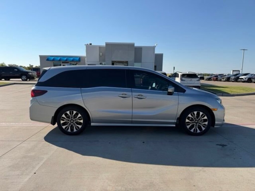 Used 2026 Honda Odyssey Elite Van Passenger
