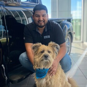Staff member Joni Aviles from ID_7367b0b331b7