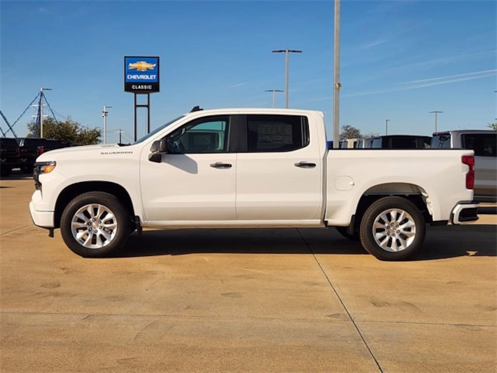 New 2026 Chevrolet Silverado 1500 Custom Truck