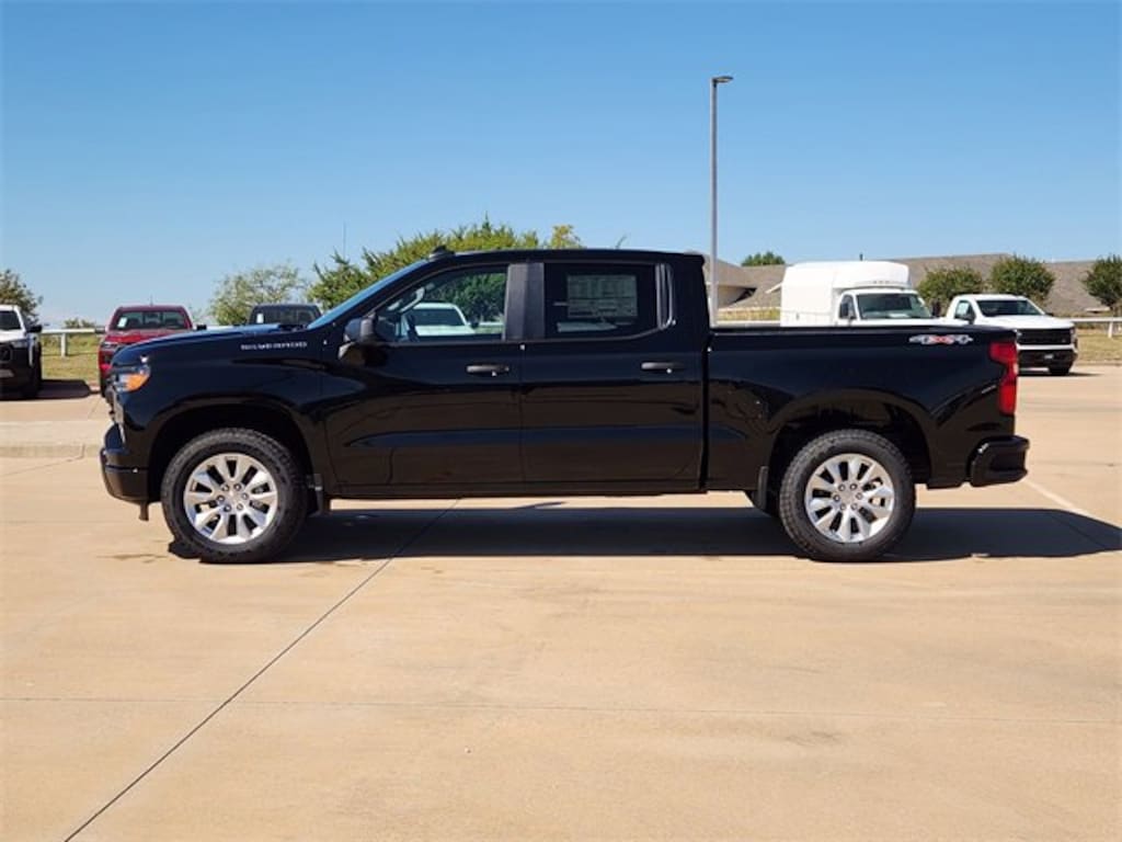 New 2026 Chevrolet Silverado 1500 Custom Truck