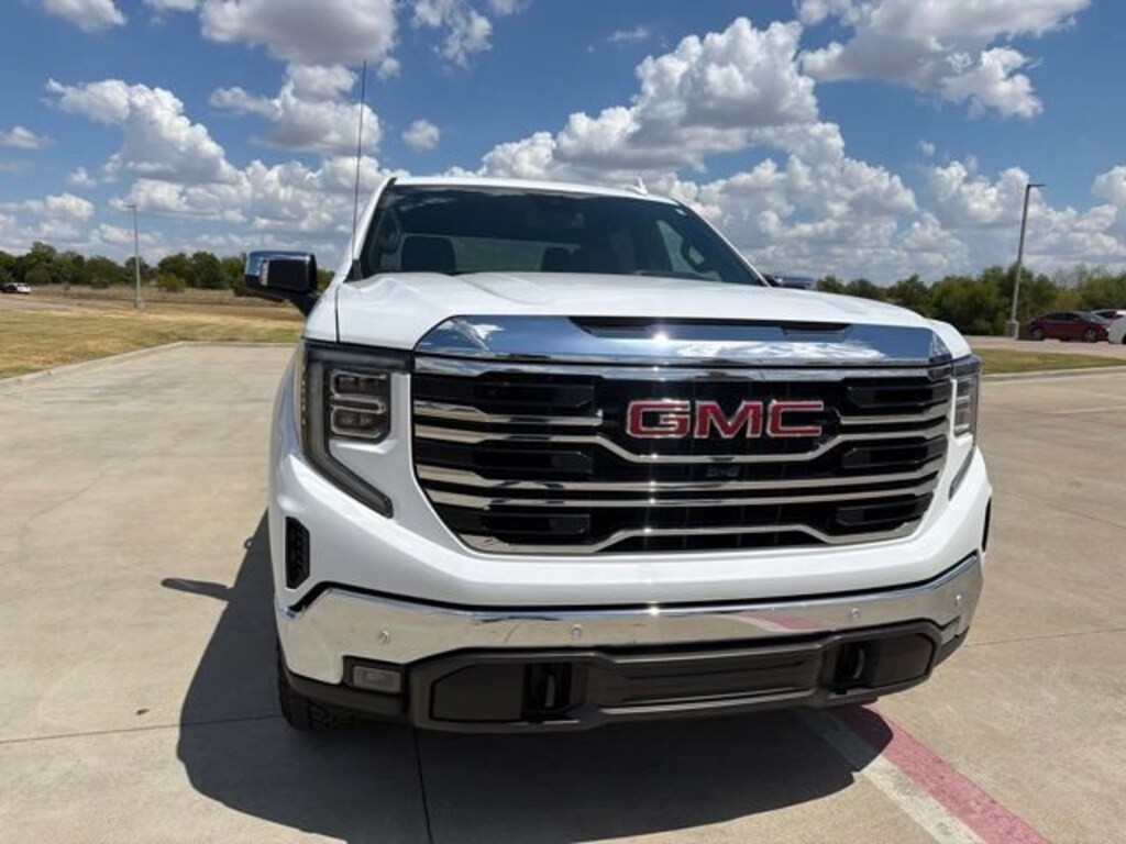 Used 2026 GMC Sierra 1500 SLT Truck Crew Cab