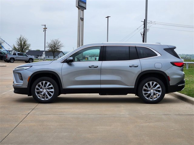 2025 Buick Enclave Preferred photo 4