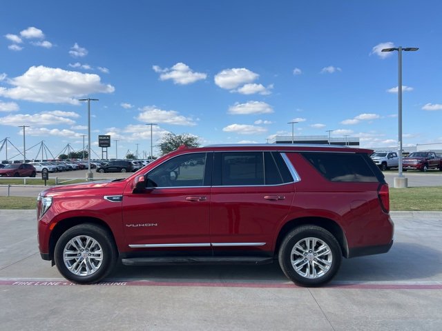 2023 Gmc Yukon SLT photo 3
