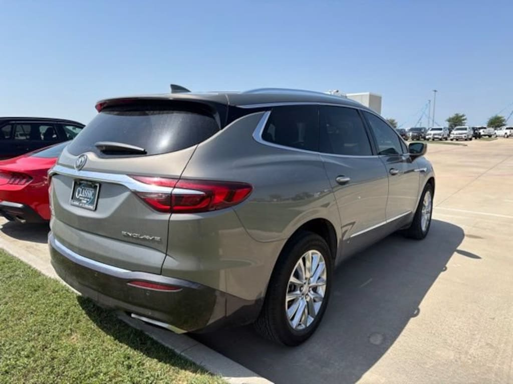 Used 2018 Buick Enclave Premium SUV