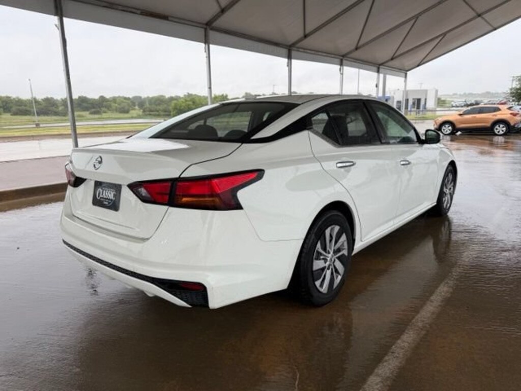 Used 2019 Nissan Altima 2.5 S Sedan