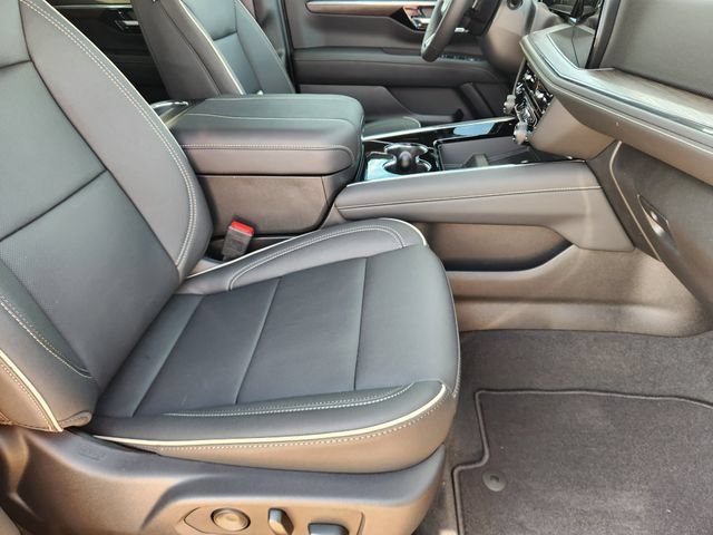 2026 Chevrolet Tahoe Premier - Photo 12