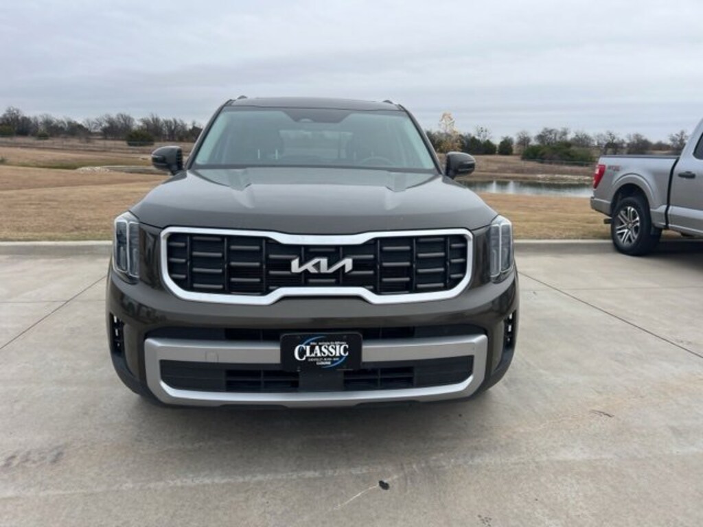 Used 2023 Kia Telluride S