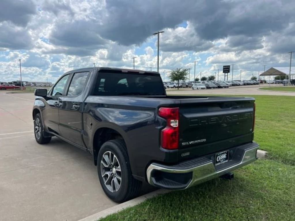 Used 2023 Chevrolet Silverado 1500 LT w/1LT Truck Crew Cab