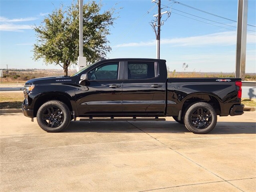 New 2026 Chevrolet Silverado 1500 Custom Truck