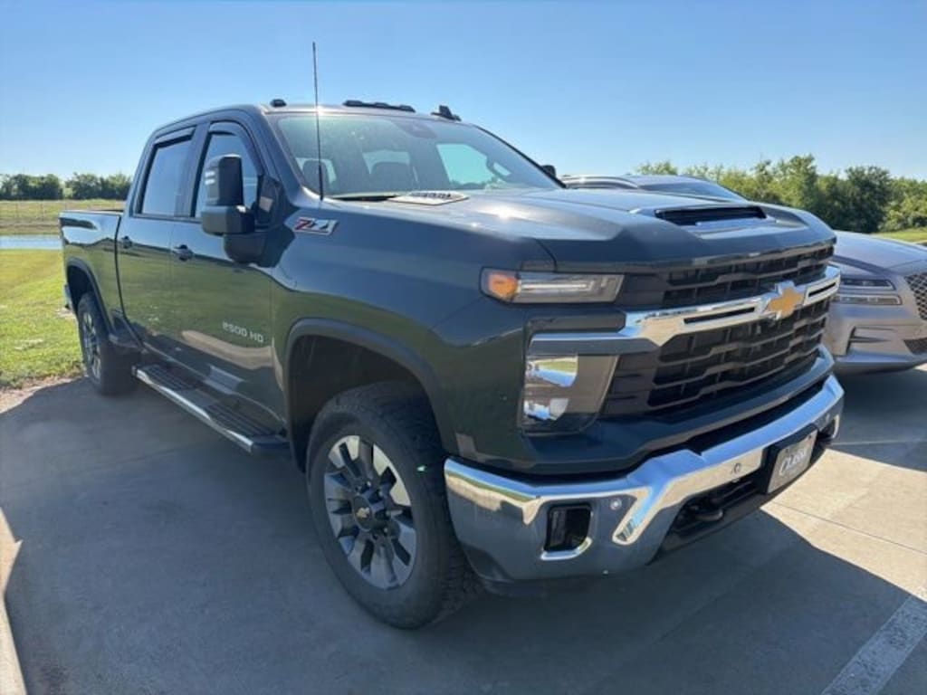 Used 2025 Chevrolet Silverado 2500 HD LT Truck Crew Cab