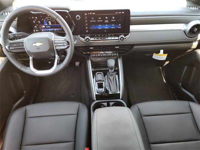 2026 Chevrolet Colorado LT photo 2