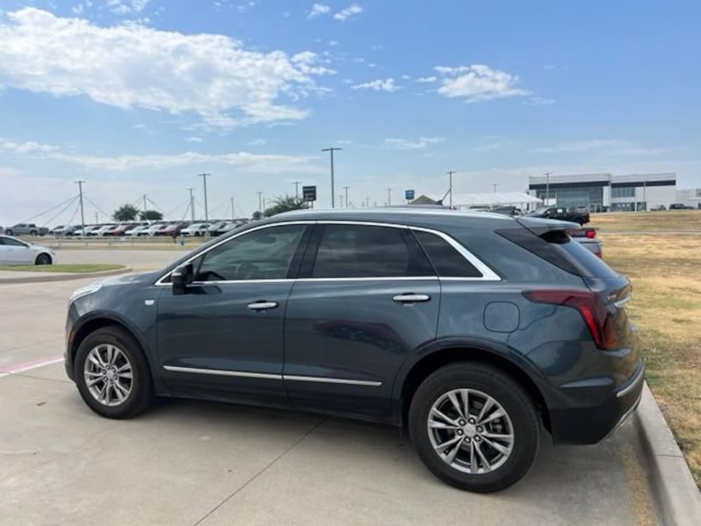 Used 2021 CADILLAC XT5 Premium Luxury SUV