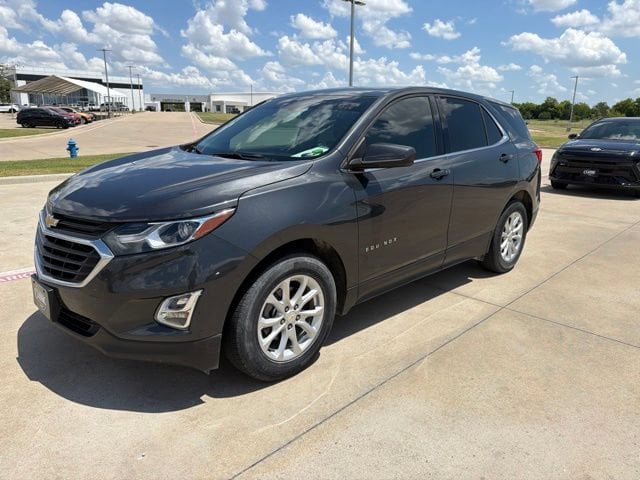 Used 2018 Chevrolet Equinox LT with VIN 2GNAXJEV4J6335692 for sale in Cleburne, TX