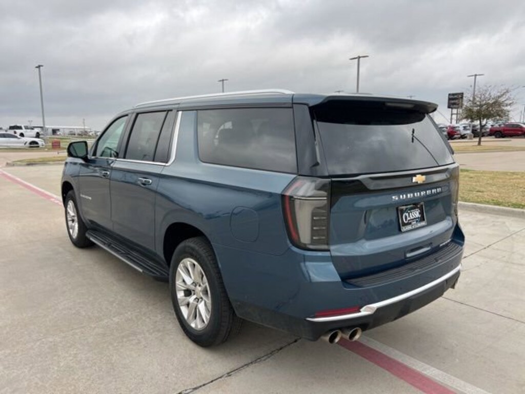 Used 2025 Chevrolet Suburban Premier SUV