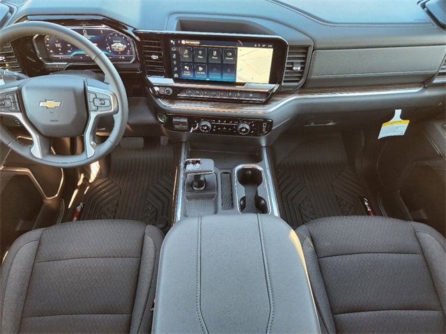 2025 Chevrolet Silverado 1500 LT photo 2