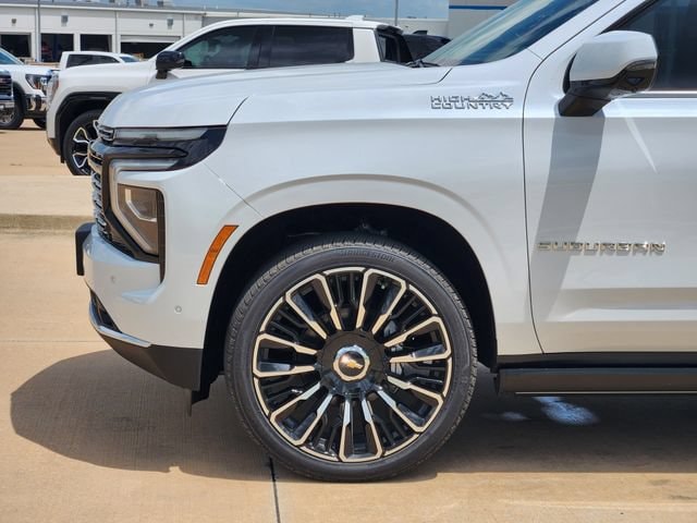 2026 Chevrolet Suburban High Country - Photo 9