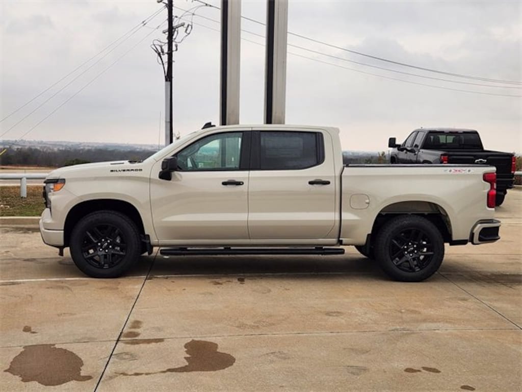 New 2026 Chevrolet Silverado 1500 Custom Truck