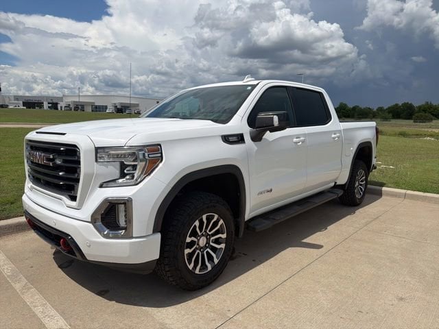 2020 GMC Sierra 4WD Crew Cab Short Box AT4's photo