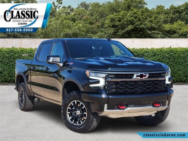 2024 Chevrolet Silverado 1500 ZR2's photo