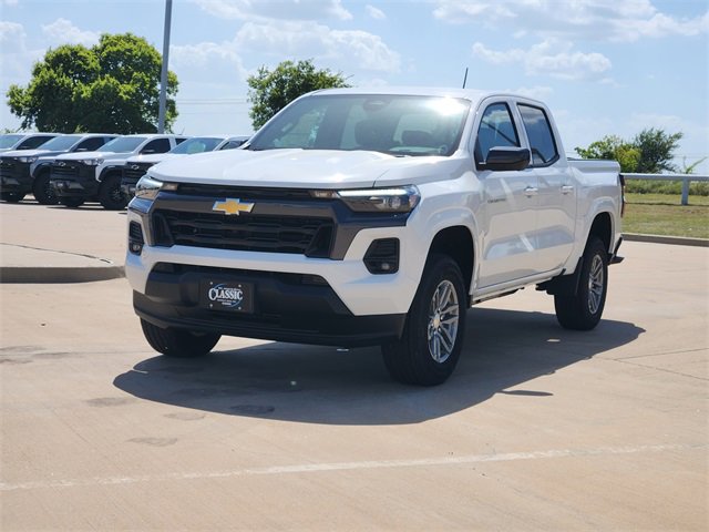 2026 Chevrolet Colorado LT photo 3