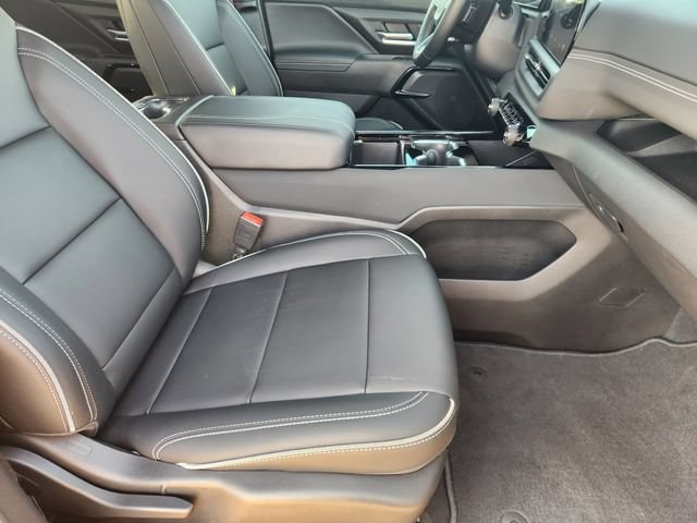 2026 Chevrolet Silverado EV LT - Photo 12